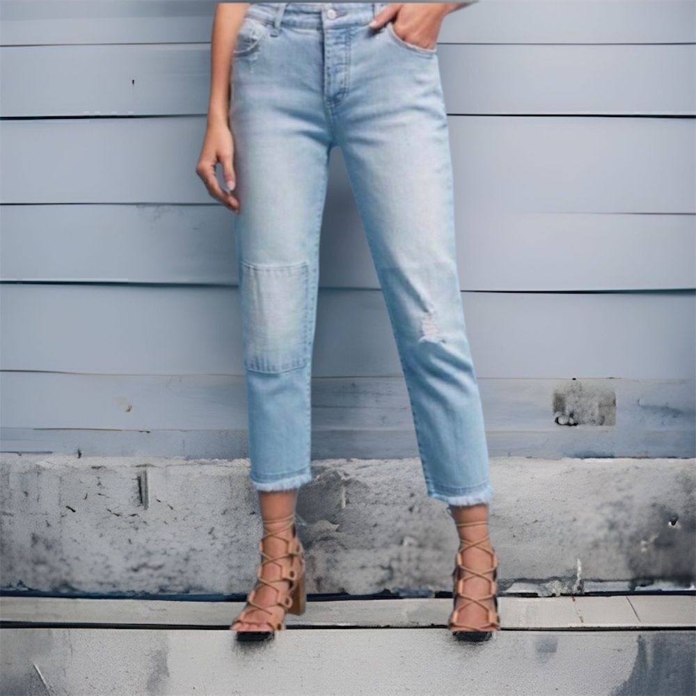 Pilcro and the Letterpress Anthro Hyphen Cropped Patch Distressed Jeans SZ 26